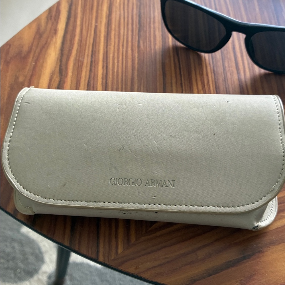 Giorgio Armani classic unisex Black Sunglasses 🕶️ - Picture 5 of 6